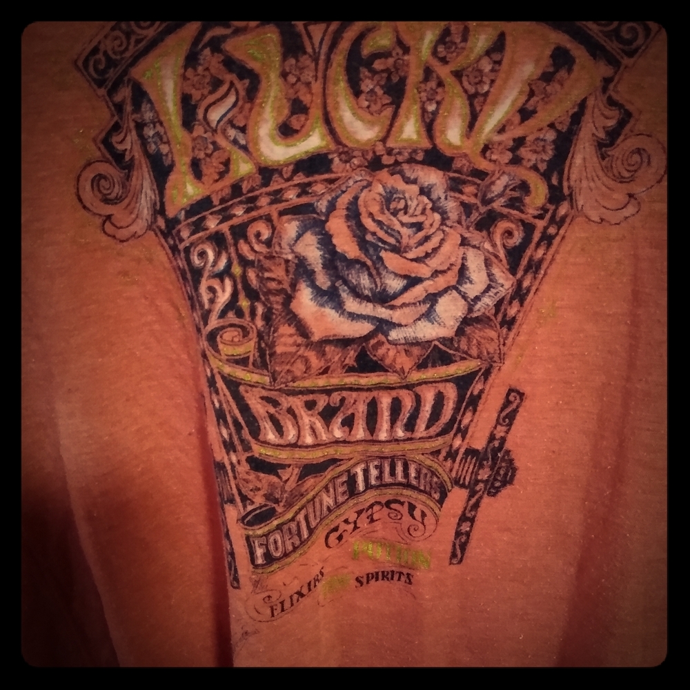 Long sleeve tee- Lucky